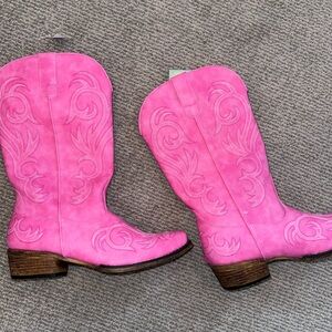 SIZE 11 ROPER BOOTS